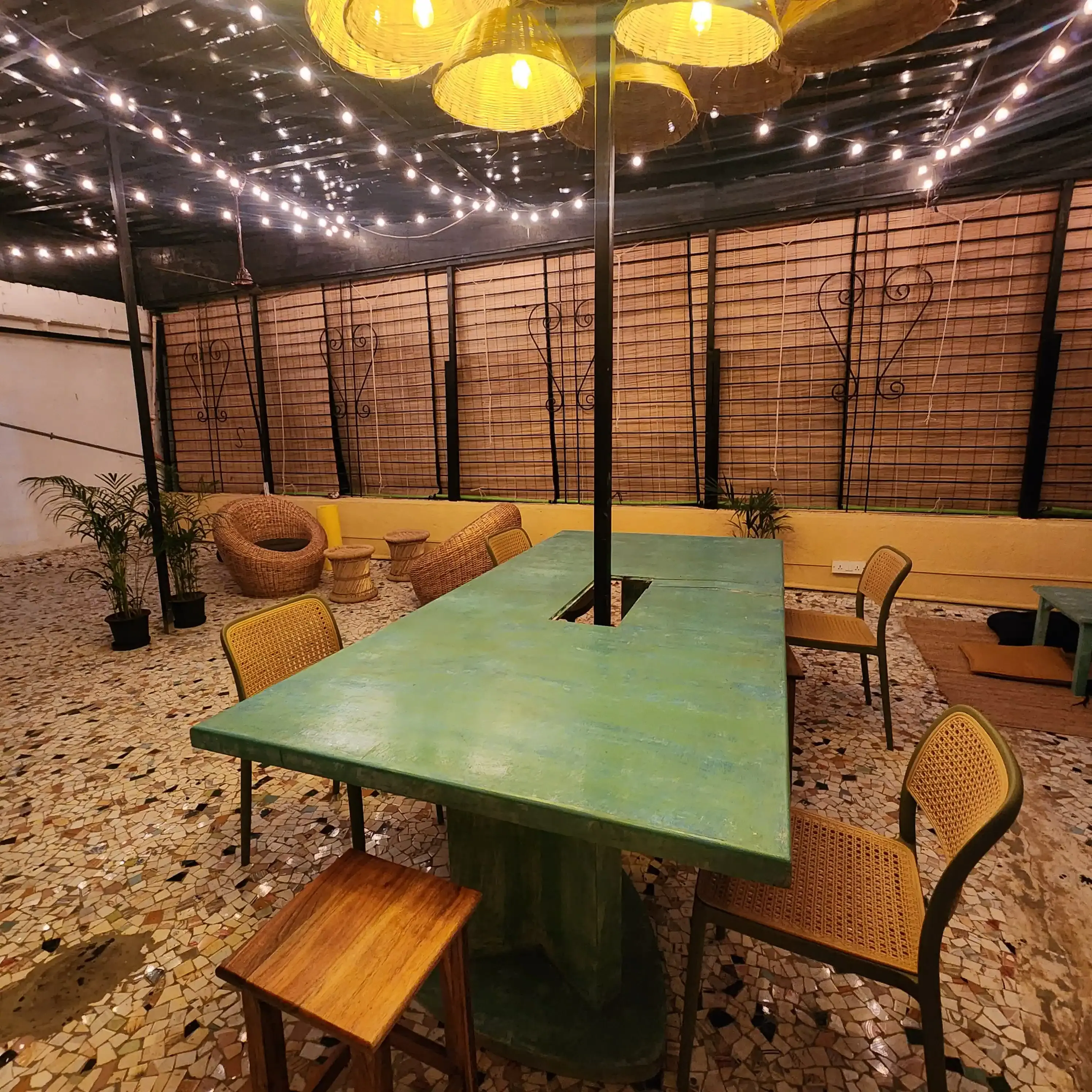 Hammock Hostels Mumbai — rooms and spaces