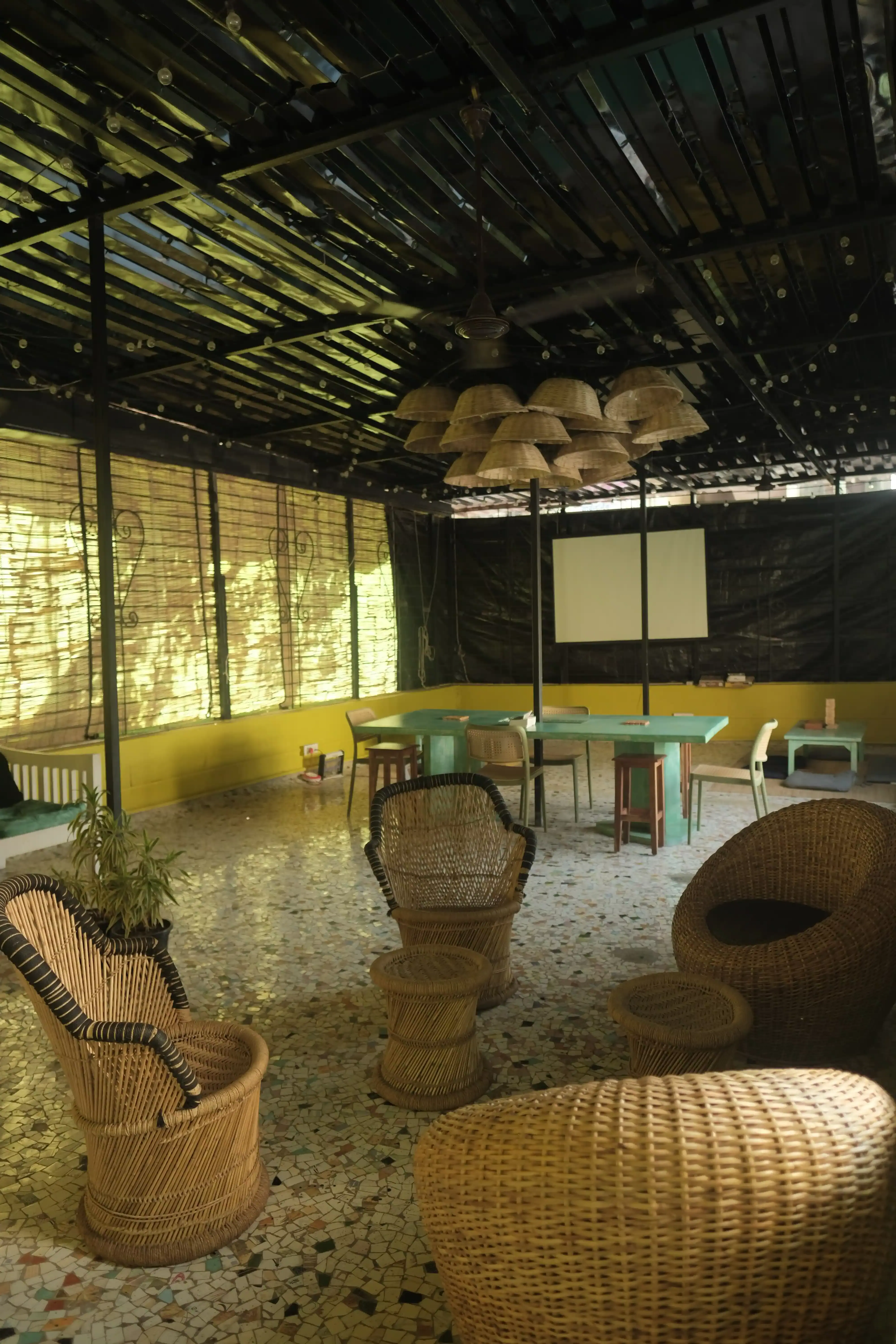 Hammock Hostels Mumbai — rooms and spaces