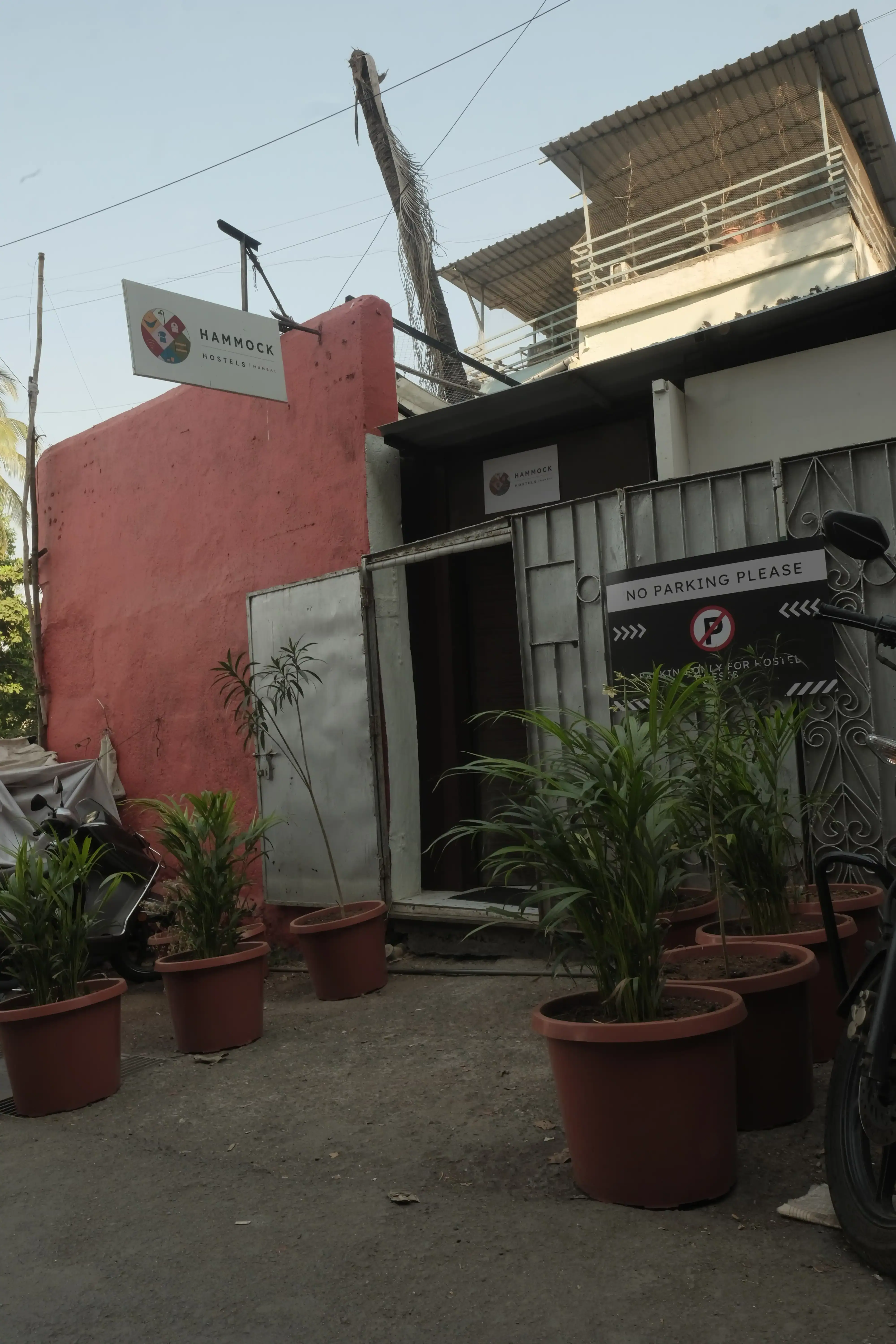 Hammock Hostels Mumbai — rooms and spaces